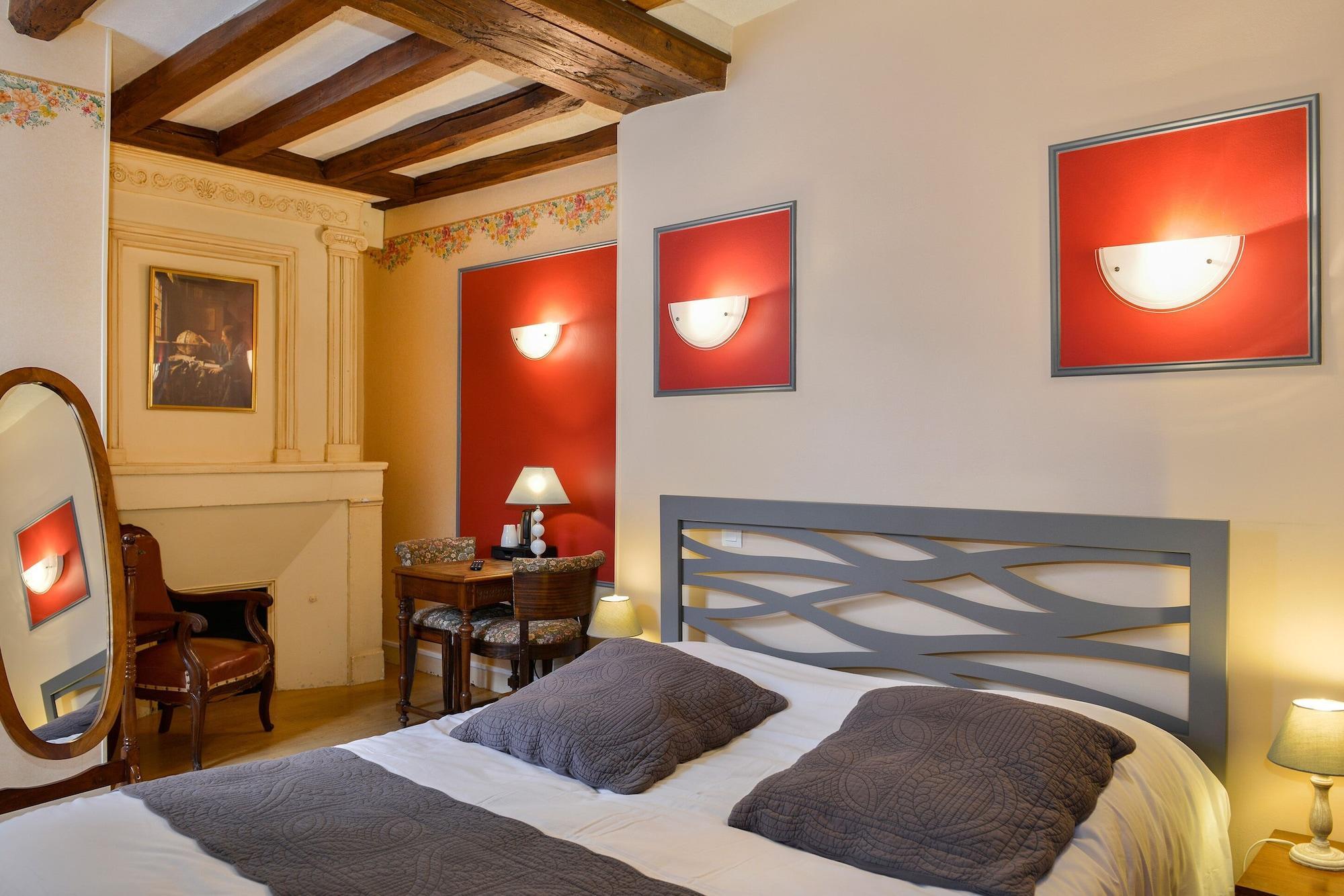 Logis Manoir De La Giraudiere Beaumont-en-Véron Екстериор снимка